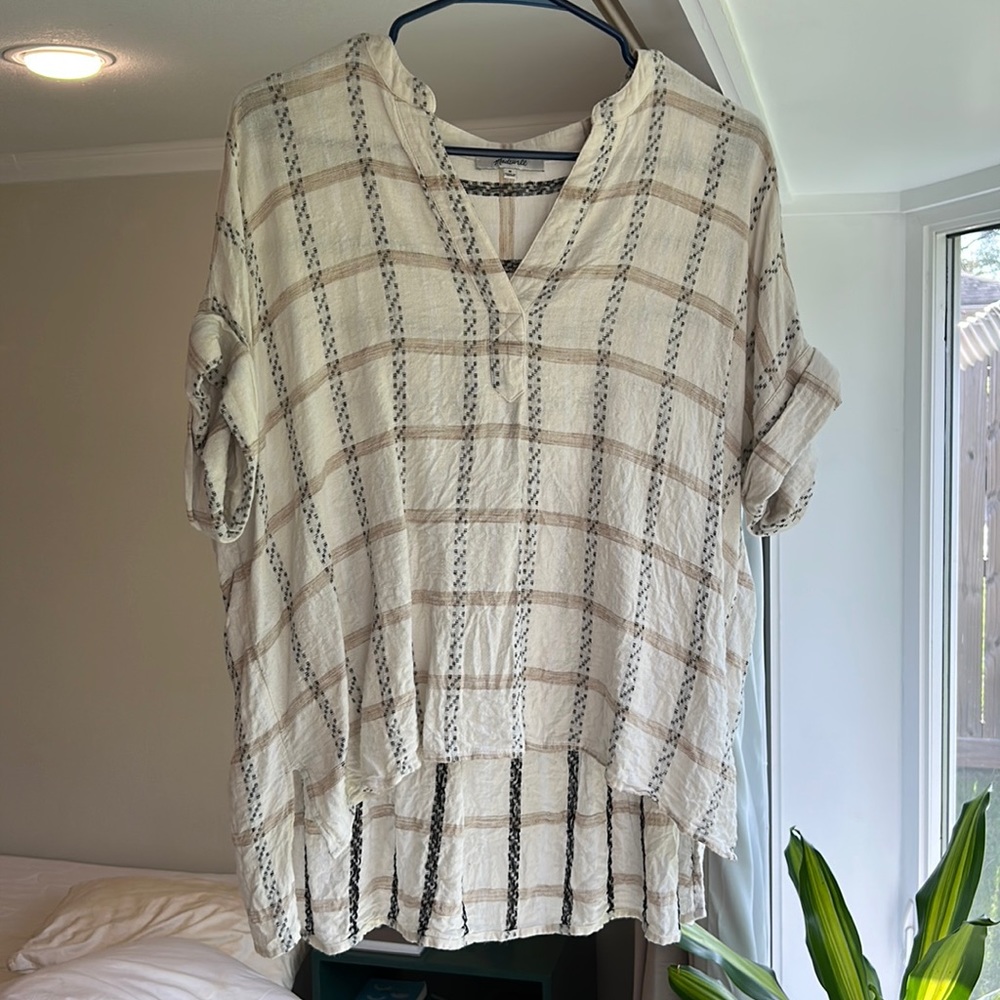Madewell medium M women’s cream black white shirt short sleeve cuffed checker